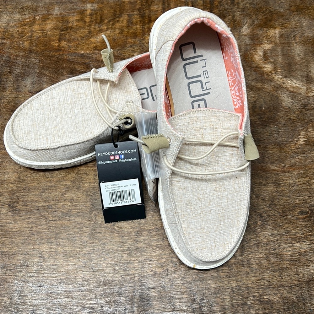 Hey Dude shoes size 6/37